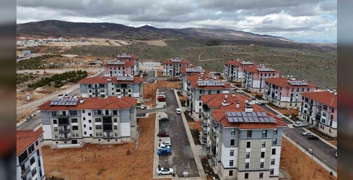 Malatya'da Bakan Kurum'a destek: 'Depremzedelerin babasıdır