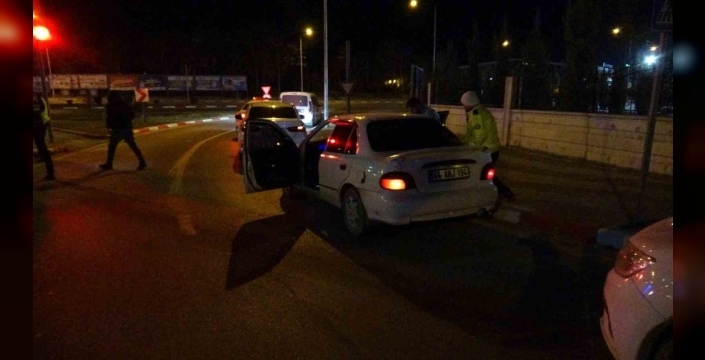 Malatya'da dur ihtarına uymayan sürücü, kovalamacanın ardından yakalandı