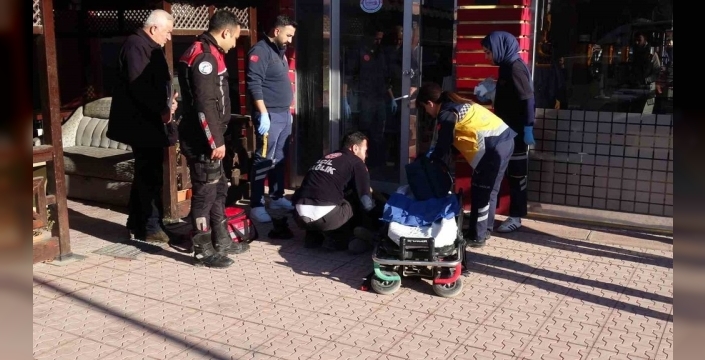 Malatya'da husumet kanlı bitti: Sokak ortasında silahlı saldırı, 1 kişi yaralı