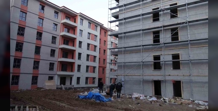 Malatya'da korkunç kaza: İnşaat işçisi 6. kattan düştü, hayati tehlikesi var