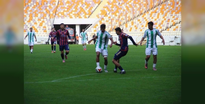 Malatya Yeşilyurtspor, Silifke Belediyespor'u tek golle geçti