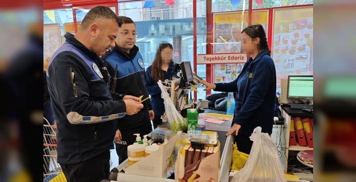 Market raflarında şok denetim: Son kullanma tarihi geçmiş ürünler toplatıldı!