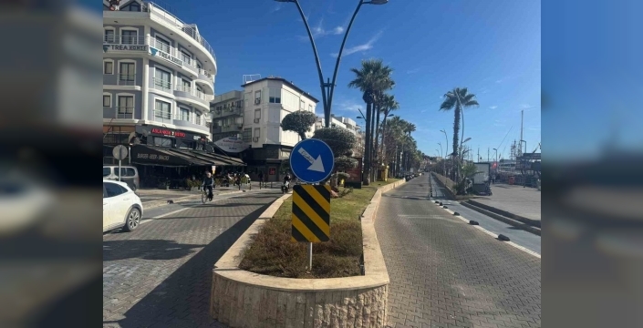 Marmaris'te 'Meydan Projesi' kavgası: Esnaf ve halk tepkili
