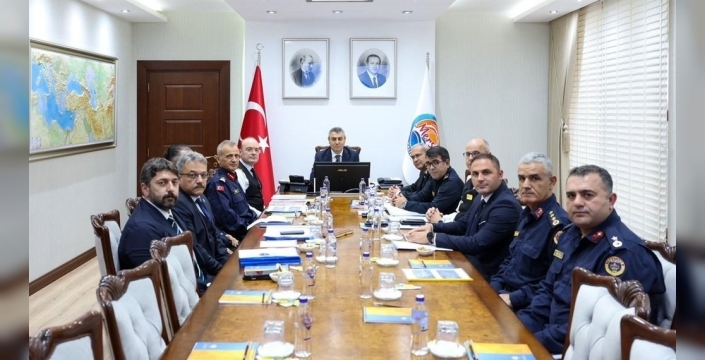 Mersin'de bir haftada 874 kişi yakalandı, binlerce araç denetlendi