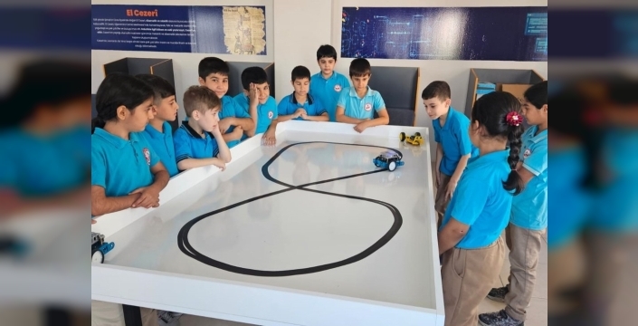 Mersin'de çocuklar geleceği yaparak yaşayarak öğreniyor