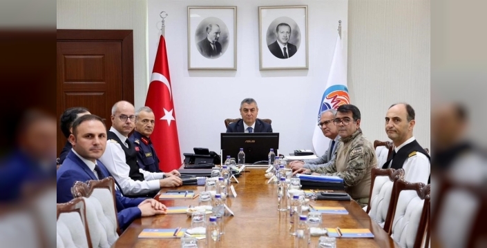 Mersin'de güvenlik ve asayiş toplantısı düzenlendi