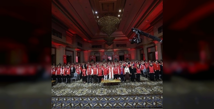 Muradiye Kızılay şubesi, iyilikte Türkiye birincisi olarak gururlandırdı