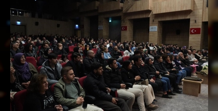 Niğde Kitap Fuarı, 8. yılında binlerce kitapseveri ağırlayarak coşkuyla sona erdi