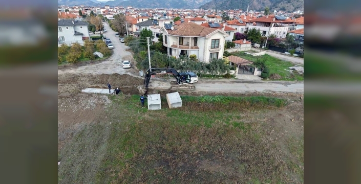 Ortaca'da yağmur suyu seferberliği: Bahçelievler ve Okçular mahallelerinde taşkınlar tarih oluyor