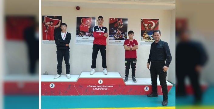 Pazarlar Spor Lisesi güreşte Kütahya'yı gururlandırdı: 3 madalya!