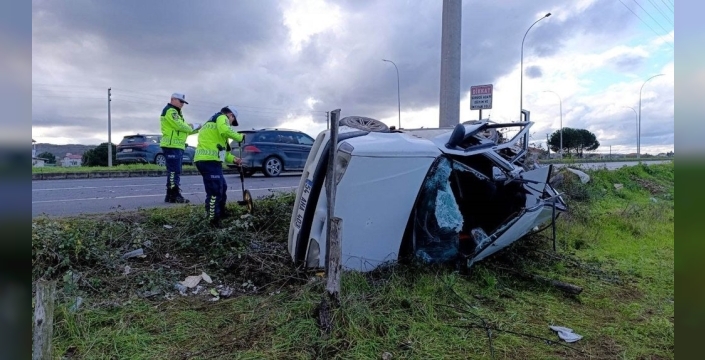 Sakarya'da trafik kazası: Ağır yaralı adam hastanede hayatını kaybetti