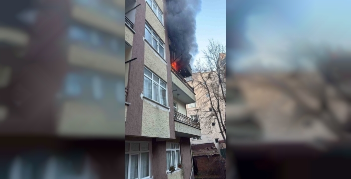 Sinop'ta apartmanda korkutan yangın: Sakinler apar topar dışarı!