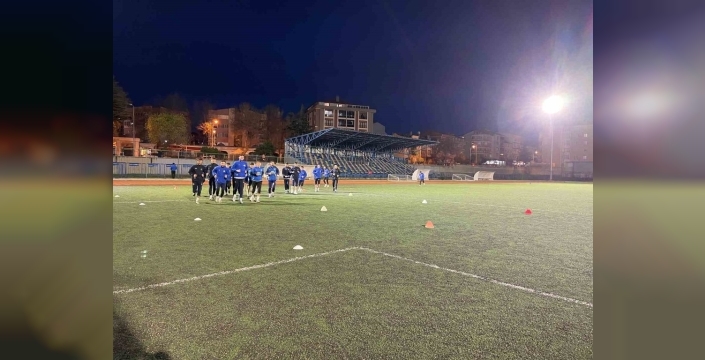 Söğütspor, zorlu deplasmana moral depolayarak gidiyor