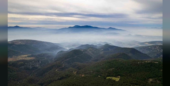 Spil Dağı'nda kar hasreti: Aralık sonu hala kar yok, endişe artıyor