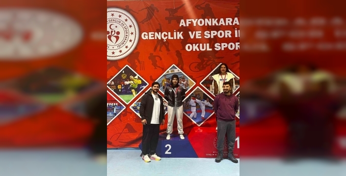 Şuhut Anadolu Lisesi'nden çifte zafer: Voleybolda il şampiyonu, bilek güreşinde kürsüye ambargo!