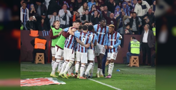 Süper Lig'de ilk yarı penaltı bilançosu: Trabzonspor zirvede, Göztepe gol atamadı