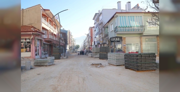 Tavas'ta üst yapı çalışmaları hız kesmeden sürüyor