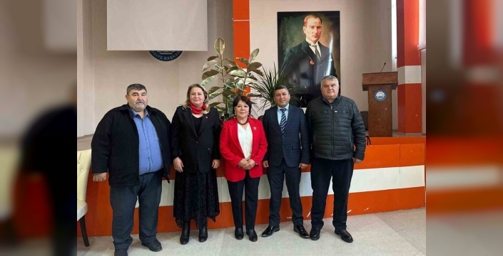 Ula Muhtarlar Derneği'nde Ulaş Bavut güven tazeleyerek yeniden başkan seçildi