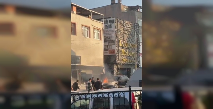 Yeni aldığı lüks otomobil alev alev yandı, sahibi yangını söndürdü