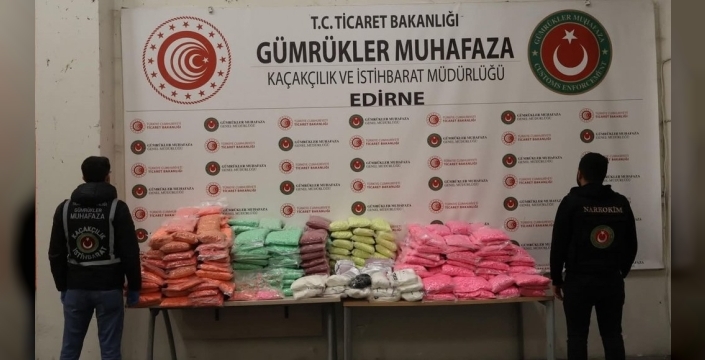 Yılbaşı öncesi sınırda dev operasyon: Yüzlerce kilo uyuşturucu ve 4 şüpheli yakalandı!