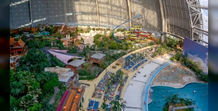 Almanya'da 6 bin kişiyi ağırlayabilen devasa kapalı plaj ve tropikal cennet!