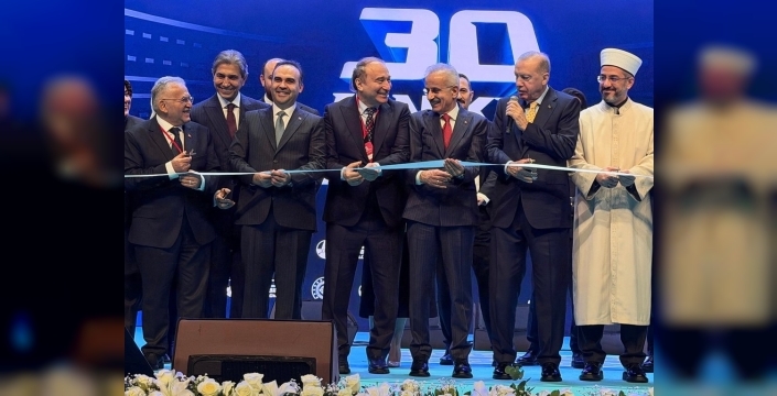 Başkan Büyükkılıç, Cumhurbaşkanı Erdoğan ile 30 bin kilometrelik yol başarısını kutladı