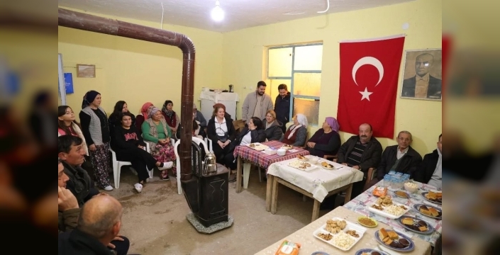 Başkan Kaya, Hamitler Mahallesi'nde vatandaşların sorunlarını dinledi
