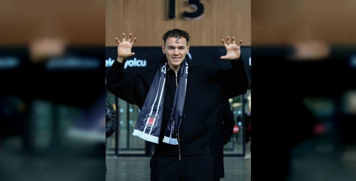 Beşiktaş'ın yeni yıldızı Asllani, İstanbul'a indi ve imza için geri sayım başladı
