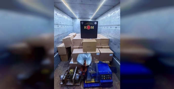 Bilecik'te kaçakçılara darbe: Tona yakın tütün ve binlerce makaron ele geçirildi