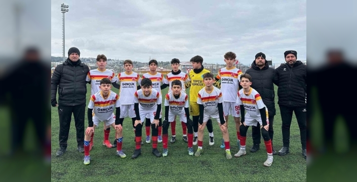 Bilecik U14 Gençler Ligi'nde heyecan dorukta: 1299 Bilecikspor şampiyonluk yolunda emin adımlarla ilerliyor
