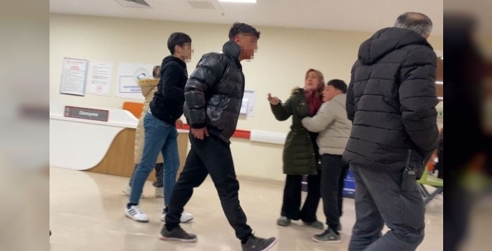 Burdur'da Gençlerin Kavgası Kanlı Bitti: 2 Yaralı