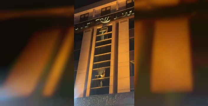Bursa otelinde korkutan yangın: Vatandaşlar mahsur kaldı, kurtarma çalışmaları sürüyor!