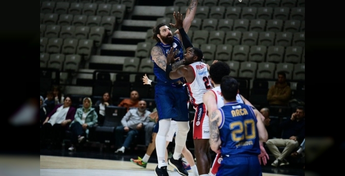 Çayırova Belediyesi, iLAB Basketbol'u rahat bir skorla geçti