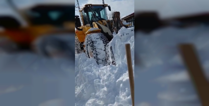 Çemişgezek'te köylünün sevinci: 'Kurban olurum size' diyerek ekiplere teşekkür etti