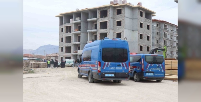 Denizli'de şok kaza: İşçi 5. kattan asansör boşluğuna düştü, hayatını kaybetti!