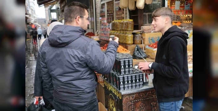 Diyarbakır'da kürt kahvesine büyük ilgi gösteriliyor