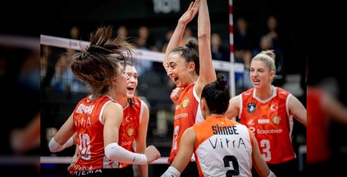 Eczacıbaşı Dynavit, nefes kesen maçta Vero Volley Milano'yu devirdi!