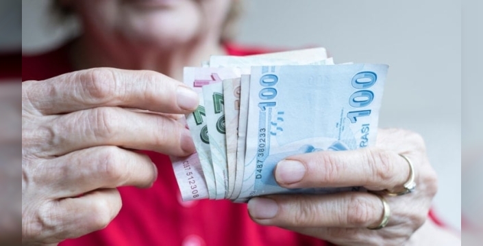Emekliler dikkat: Bayram ikramiyesi ve ödeme takvimi netleşiyor, rakamlar dudak uçuklatıyor!