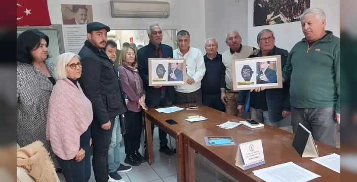 Emekliler için TBMM'de onur nöbeti sürüyor