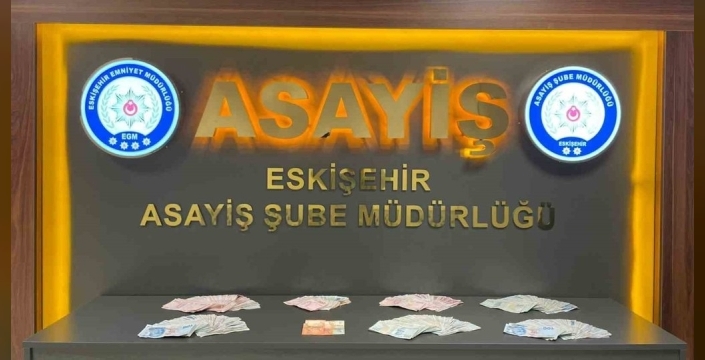 Eskişehir'de yakalanan dolandırıcı, vatandaşın 508 bin TL'lik altınlarını Gürcistan'a göndermiş