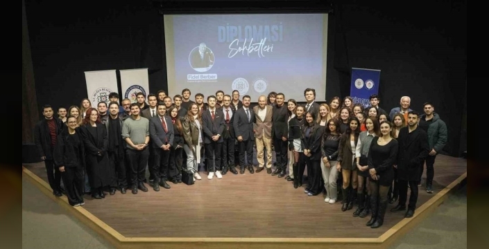 Fransa'nın Muğla fahri konsolosu Berber, gençlerle diplomasi sohbetinde buluştu