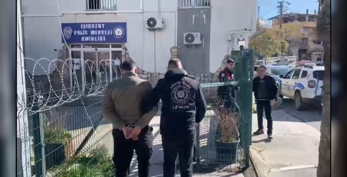 İzmir'de 22 yıl hapis cezasıyla aranan firari yakalandı