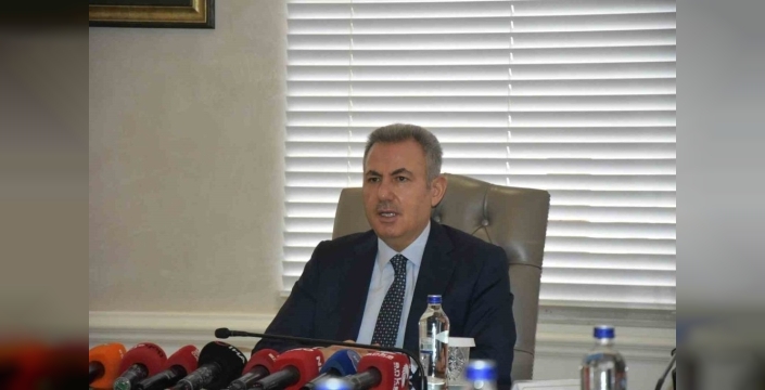 İzmir'de suç oranlarında büyük düşüş: 212 çete çökertildi, asayiş tam not aldı!