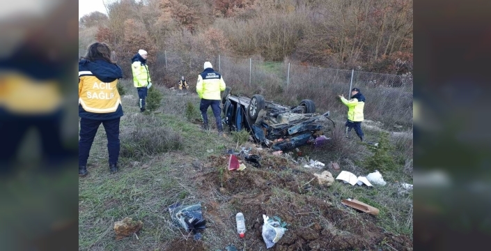 İzmir-İstanbul Otoyolu'nda feci kaza: 1 ölü, 2 yaralı