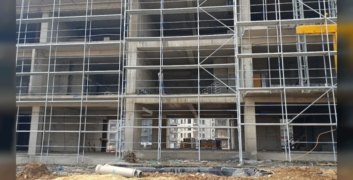 Kahramanmaraş'ta inşaatta korkutan kaza: 1 işçi yaralandı