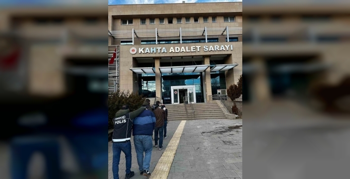 Kahta'da uyuşturucu operasyonu: 3 şüpheli tutuklandı