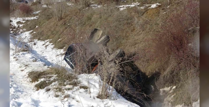 Kastamonu'da kaza: Fiat Tofaş şarampole yuvarlandı, 1’i ağır 4 yaralı