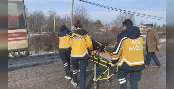 Kastamonu'da trafik kazası: 3 yaralı