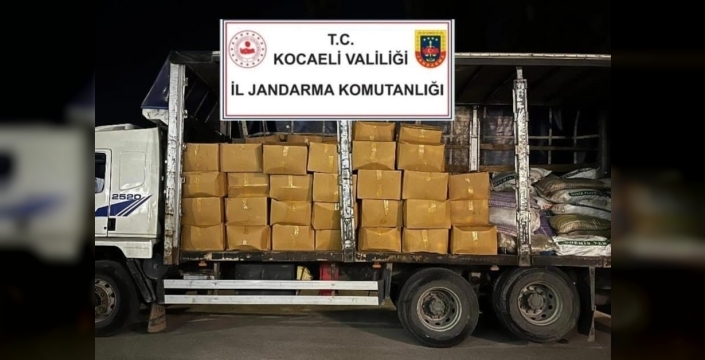 Kocaeli'de dev operasyon: 6,3 milyon liralık kaçak tütün ve makaron ele geçirildi