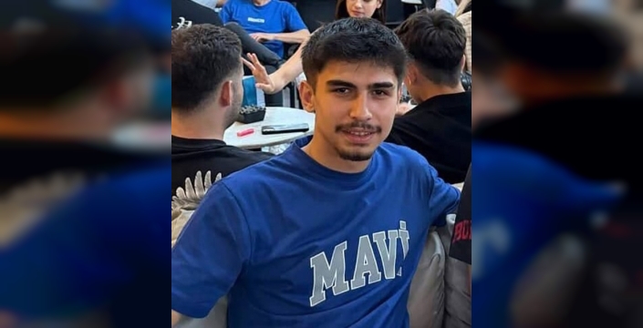 Küçükçekmece'deki silahlı saldırıda hayatını kaybedenlerin cenazeleri Adli Tıp'a kaldırıldı